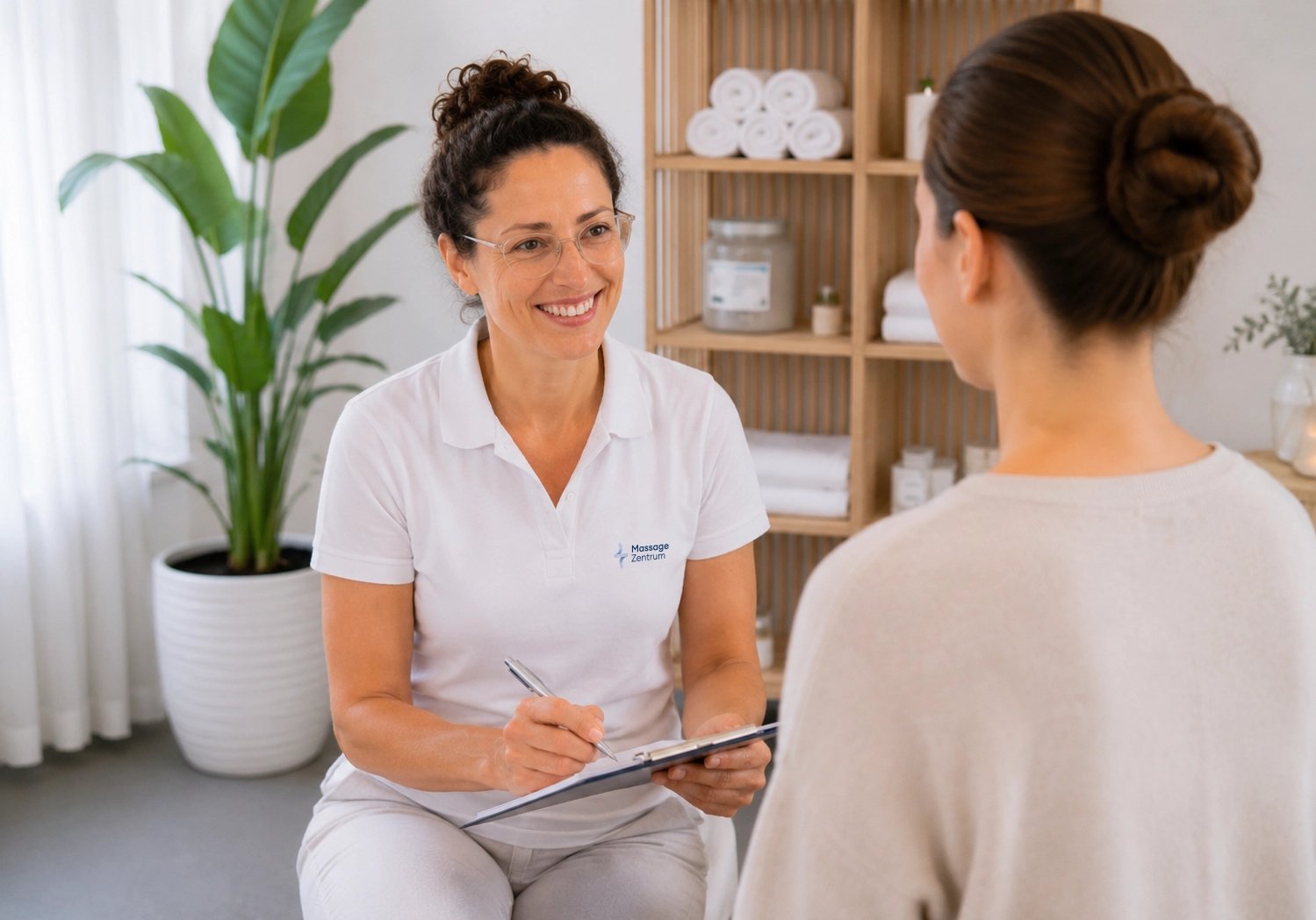 Ruhig geführte Behandlung bei Daueranspannung – Praxis an der Speerstrasse 14